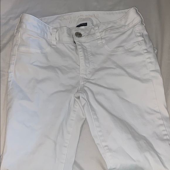 white AEO jeans - Picture 1 of 3